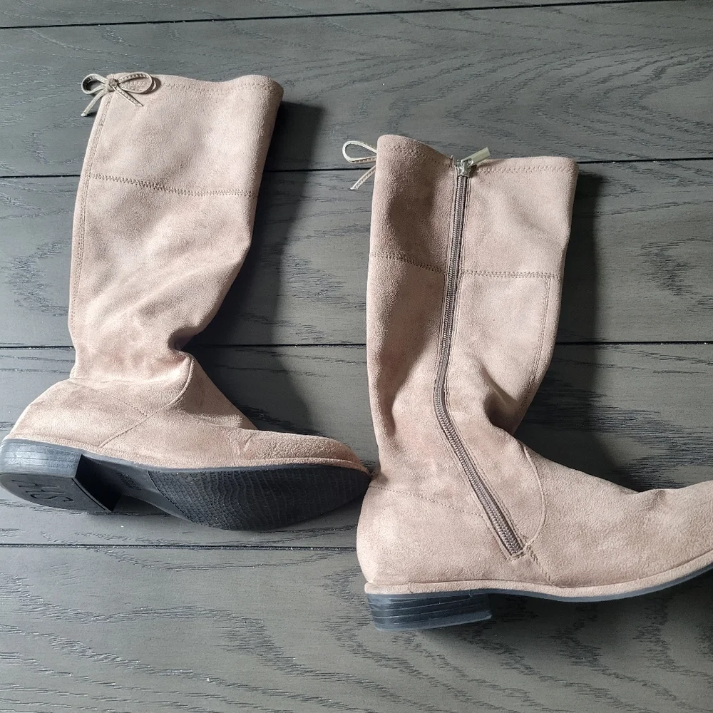 Stuart Weitzman stuart weitzman